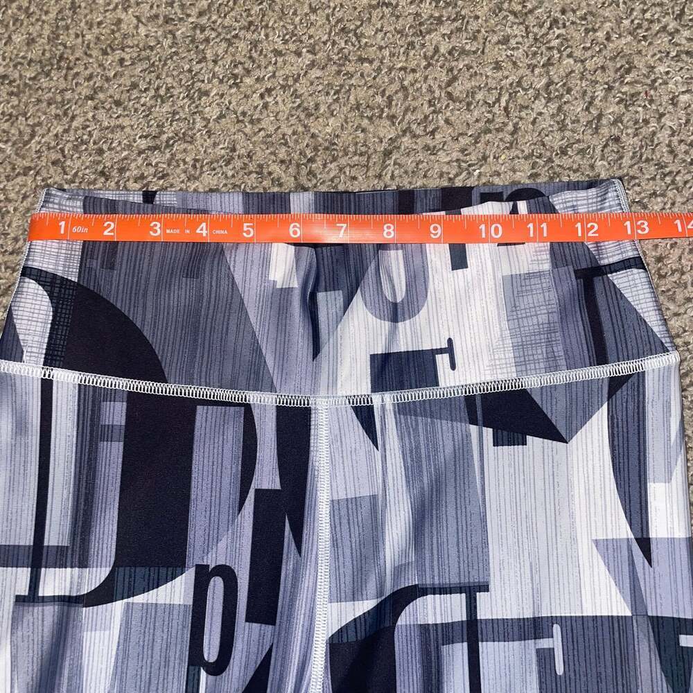 Fabletics - Picture 2 of 5